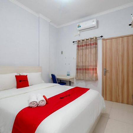 Reddoorz Syariah Near Stasiun Lrt Bumi Sriwijaya Hotel Palembang Exterior photo