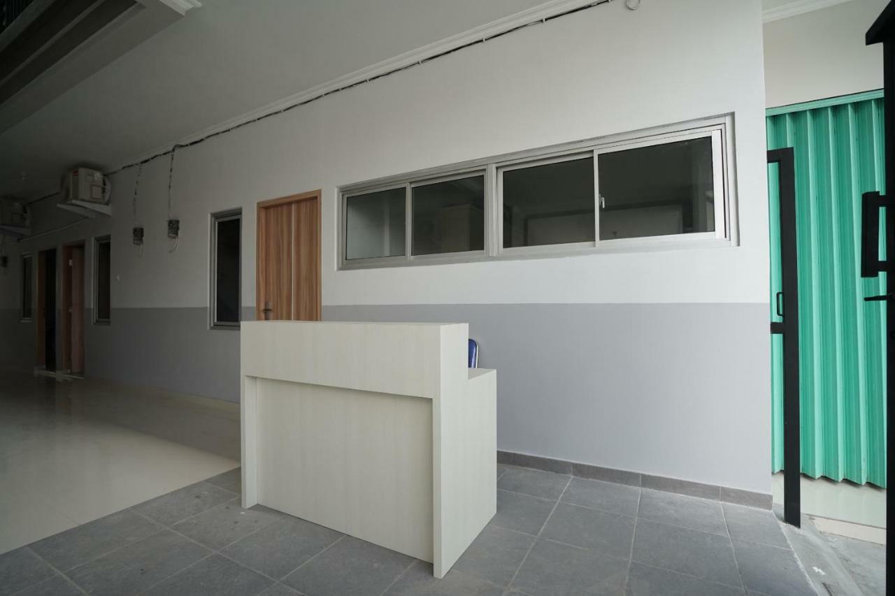 Reddoorz Syariah Near Stasiun Lrt Bumi Sriwijaya Hotel Palembang Exterior photo